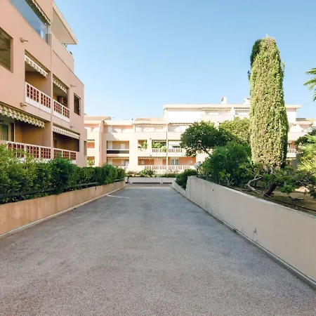 Regina-13 By Interhome Apartament *