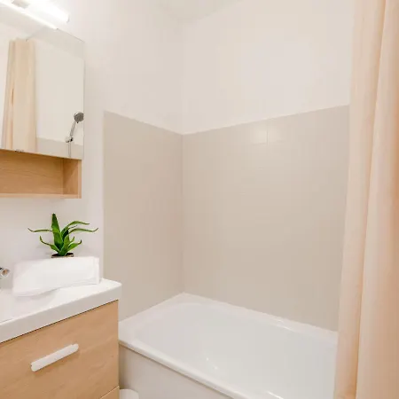Regina-13 By Interhome Apartmán Sainte-Maxime
